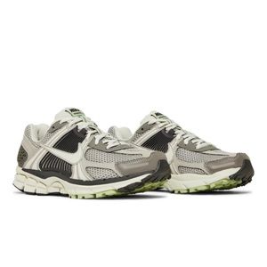 2022 Air Zoom Vomero 5 'Cobblestone'